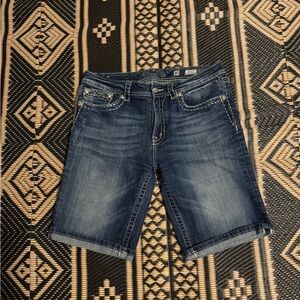 Miss me, boyfriend Bermuda shorts absolutely awesome size 30